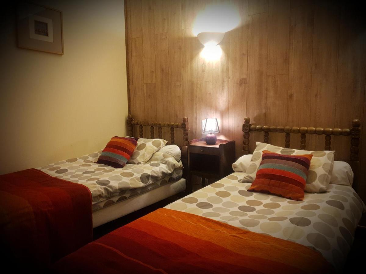 Mouli Del Riu Bed & Breakfast Saint-Pierre-dels-Forcats Ngoại thất bức ảnh